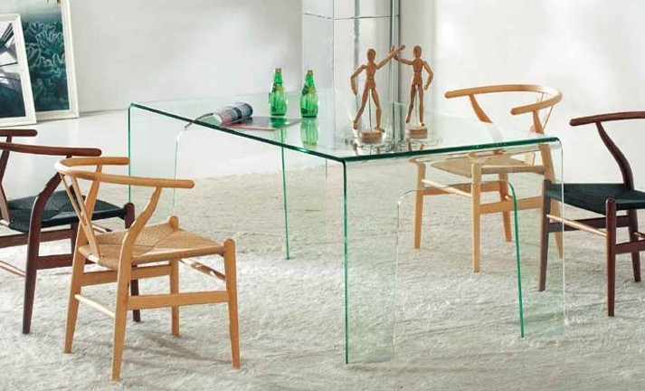 Dining table glass