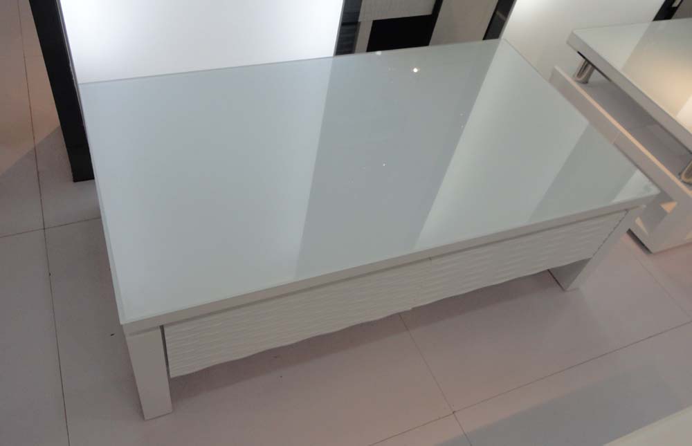 smoke table tempered glass